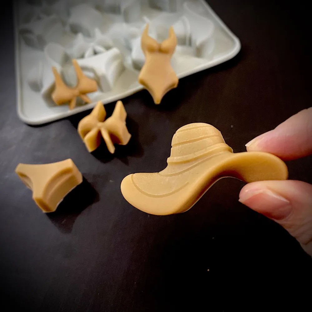 A Summer-Themed Beach Bikini M - đánh giá và giá Silicone Cake Mold