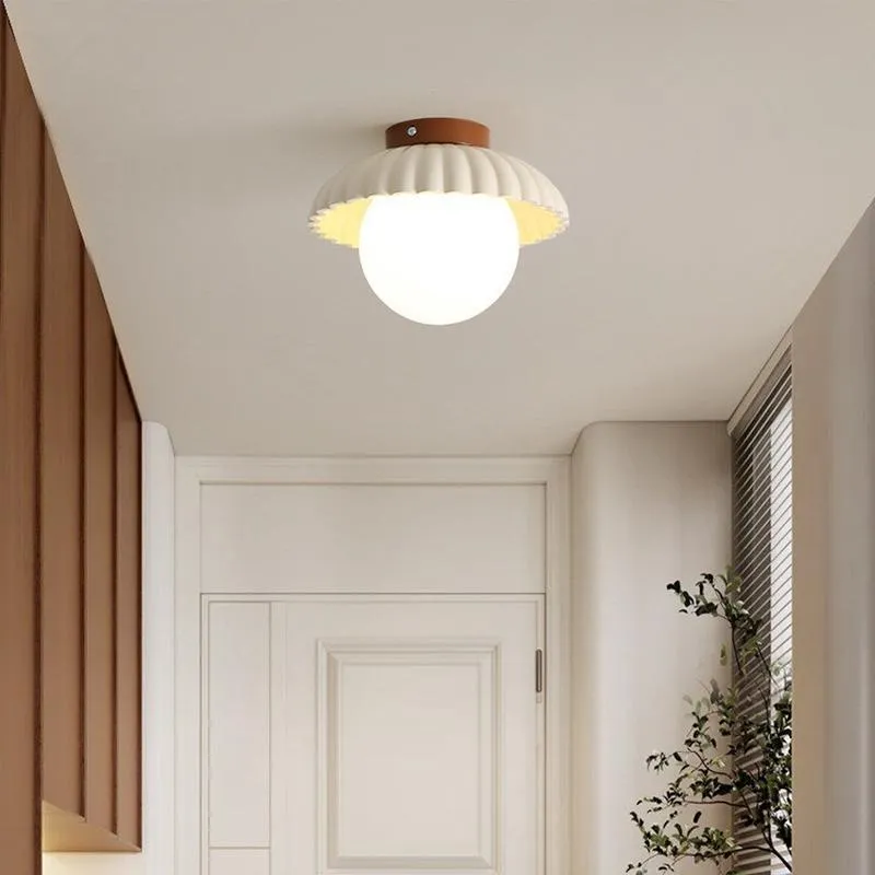 French Minimalist Style Home C - đánh giá và giá Kitchen Baking Island